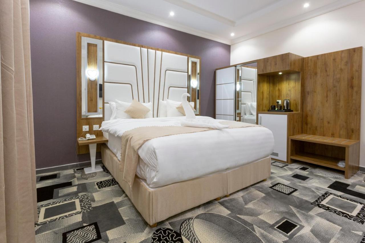 Dior Inn Apartment Hotel Jeddah Exterior photo