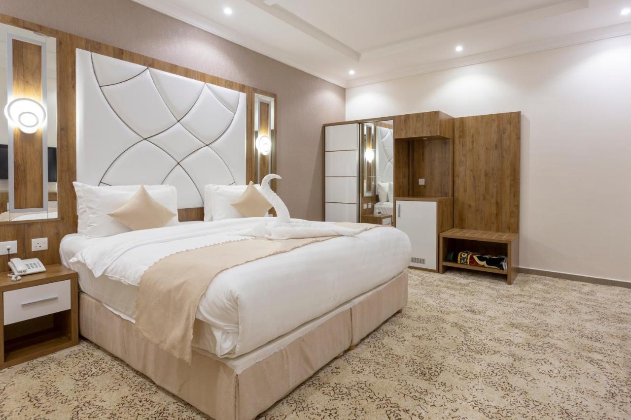 Dior Inn Apartment Hotel Jeddah Exterior photo